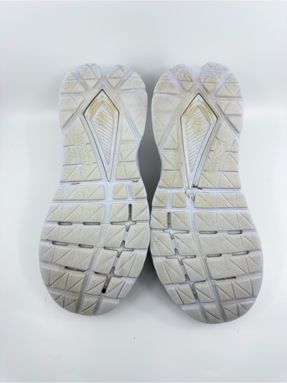 Hoka Mach 5 running shoes in the white and copper colorway, SZ 9 - Picture 8 of 9